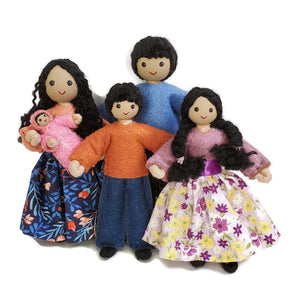 Dollhouse Family with Big Kids - Tan Skin